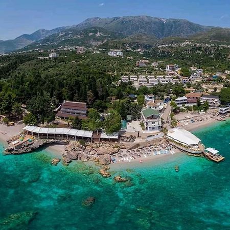 Guesthouse Riviera "Xh&M" Dhërmi Dış mekan fotoğraf