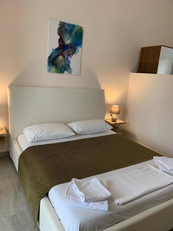 Guesthouse Riviera "Xh&M" Dhërmi Dış mekan fotoğraf